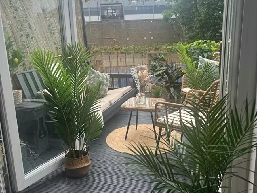 Immagine 6 di Appartamento in affitto  in Tower Bridge Road a Camberwell