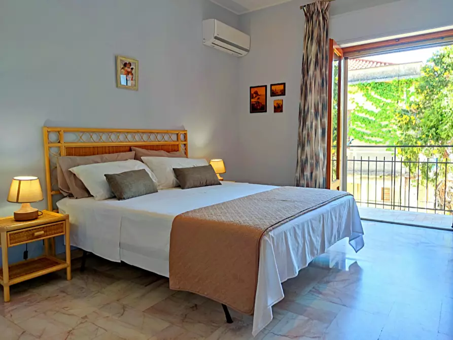 Immagine 2 di Casa indipendente in affitto  in Via Provinciale per Riposto a Acireale