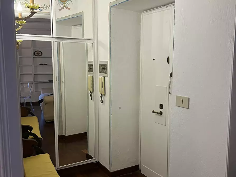 Immagine 5 di Appartamento in affitto  in Via di San Calisto a Roma