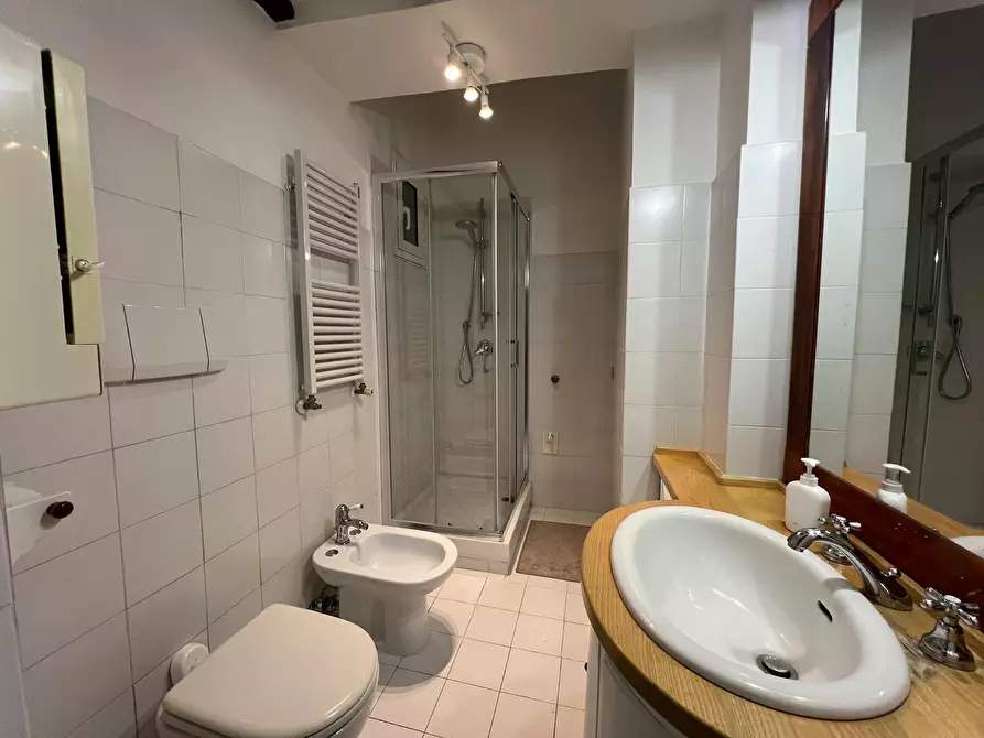 Immagine 10 di Appartamento in affitto  in Via di San Calisto a Roma