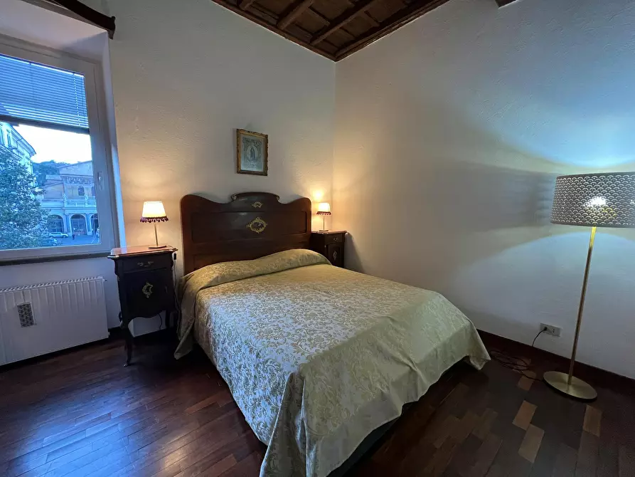 Immagine 9 di Appartamento in affitto  in Via di San Calisto a Roma