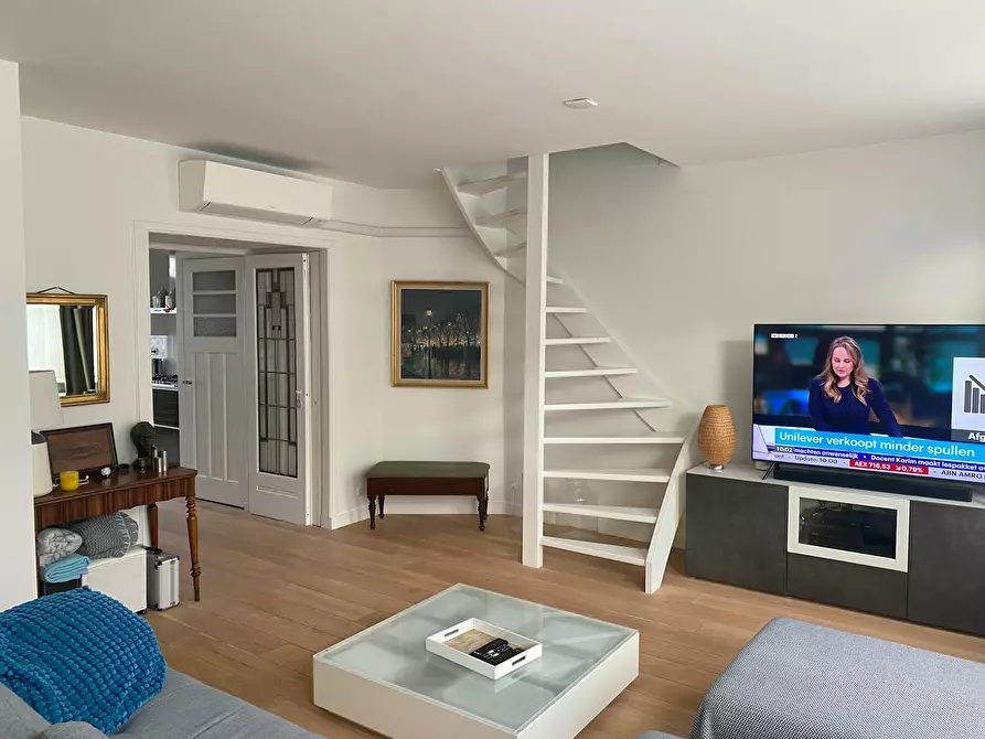 Immagine 1 di Appartamento in affitto  in Jan Haringstraat a Amsterdam