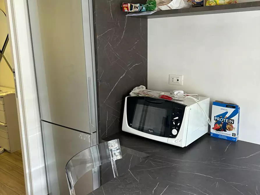 Immagine 10 di Camera in affitto  in Via Ugo Ojetti a Milano