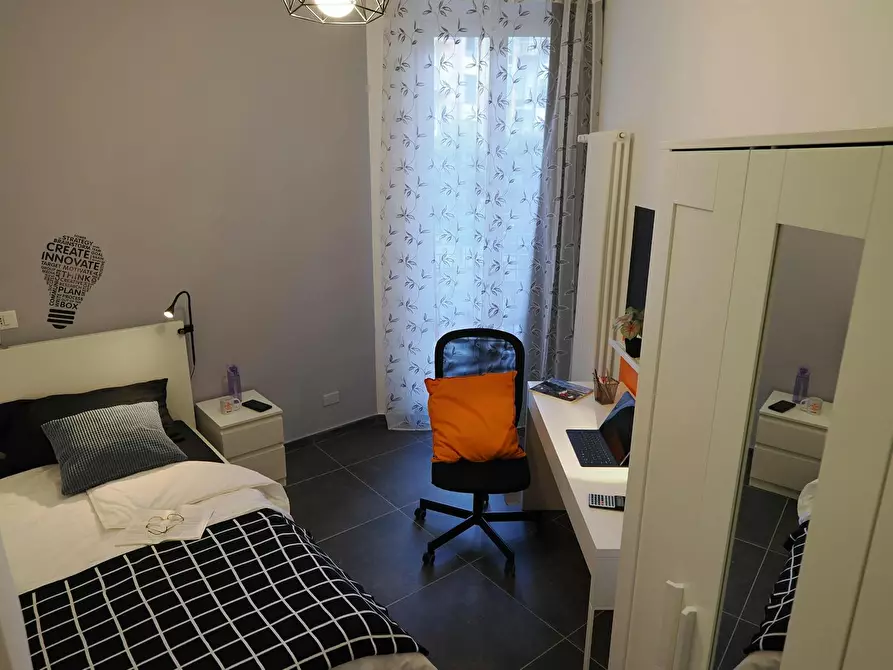 Immagine 5 di Camera in affitto  in Corso Peschiera a Torino