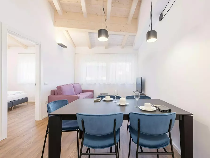 Immagine 10 di Camera in affitto  in Via San Giovanni a Trento