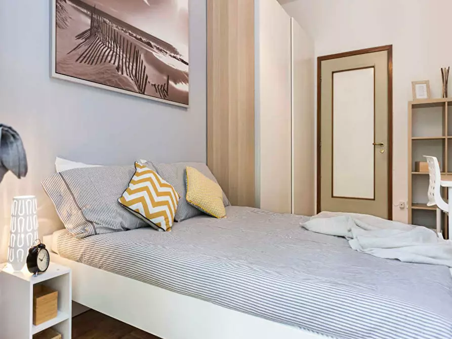 Immagine 1 di Camera in affitto  in Via dei Pioppi a Buccinasco