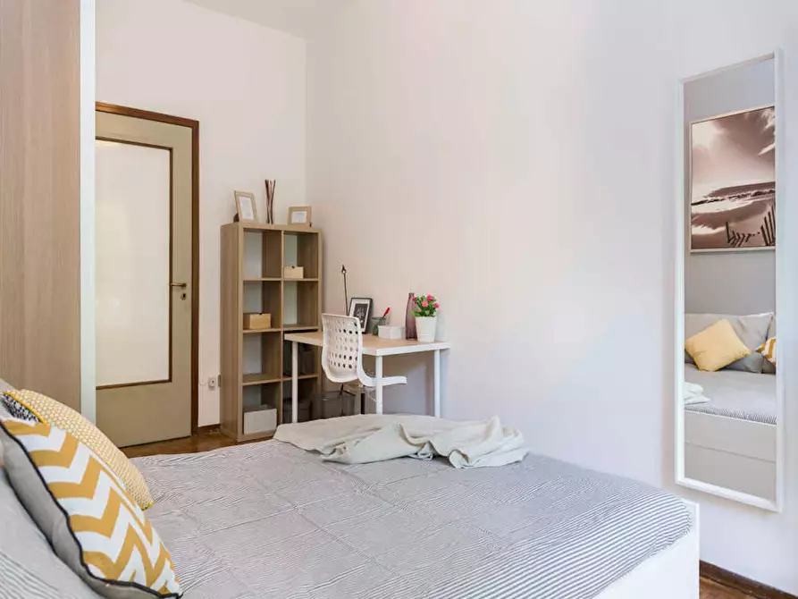 Immagine 6 di Camera in affitto  in Via dei Pioppi a Buccinasco