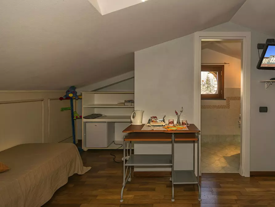 Immagine 3 di Camera in affitto  in Via Giuseppe Saragat a Pisa