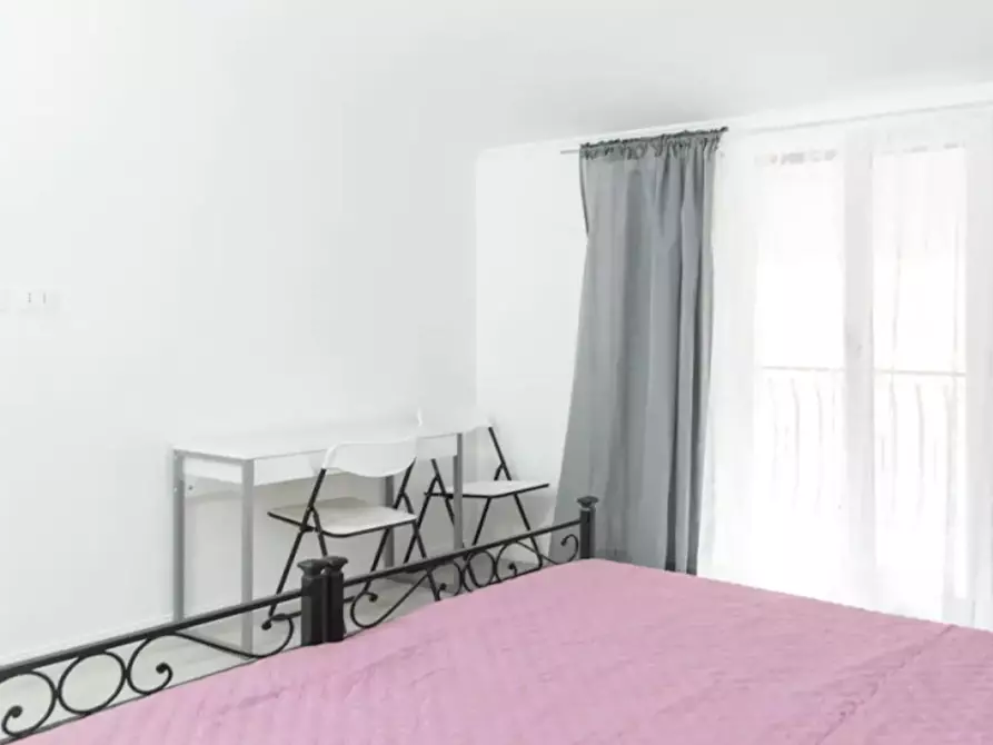 Immagine 6 di Appartamento in affitto  in Via Pietro Maffi a Roma