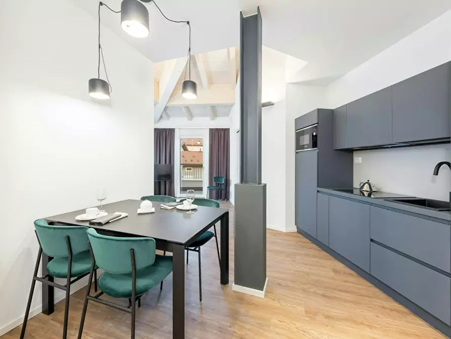 Immagine 8 di Camera in affitto  in Via San Giovanni a Trento