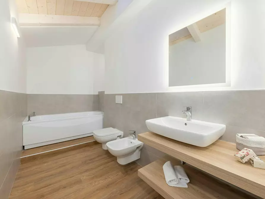 Immagine 5 di Camera in affitto  in Via San Giovanni a Trento