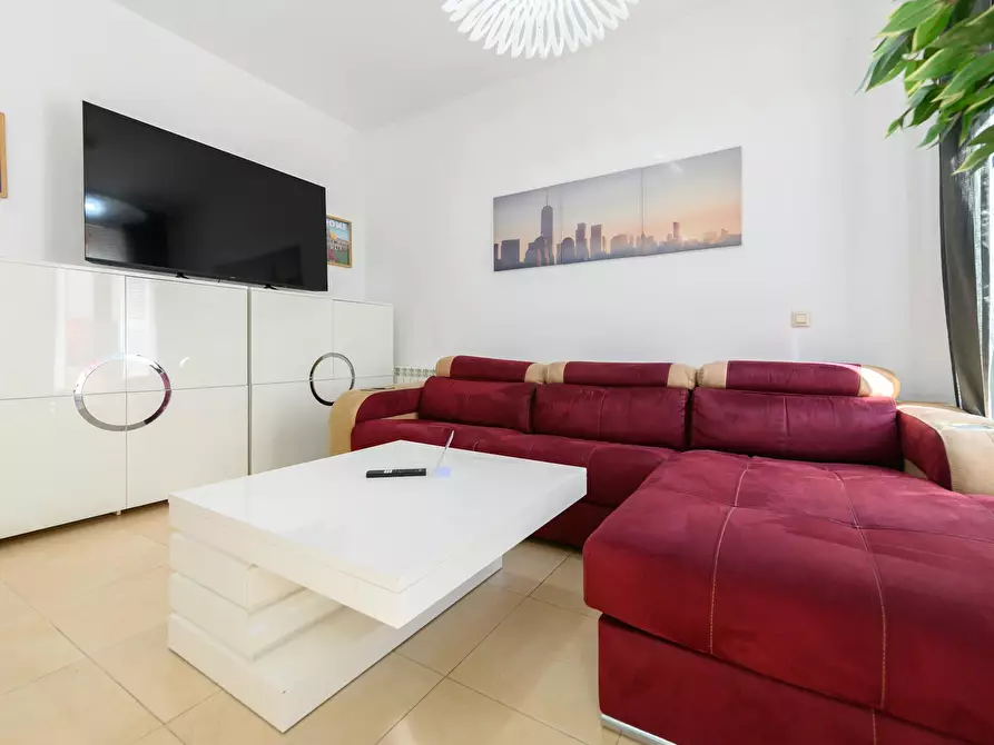Immagine 2 di Appartamento in affitto  in Calle de las Infantas a Madrid