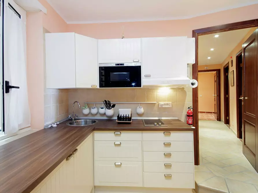 Immagine 7 di Camera in affitto  in Via Licio Quinzio Cincinnato a Roma