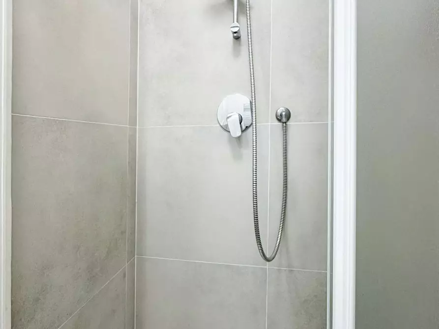 Immagine 6 di Camera in affitto  in Via del Ponte all'Asse a Firenze