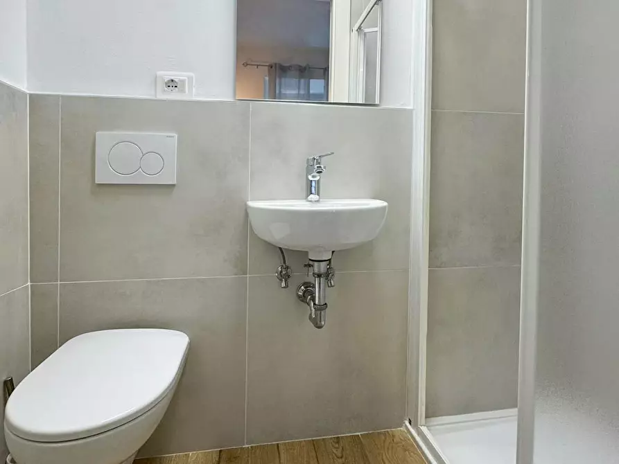 Immagine 3 di Camera in affitto  in Via del Ponte all'Asse a Firenze