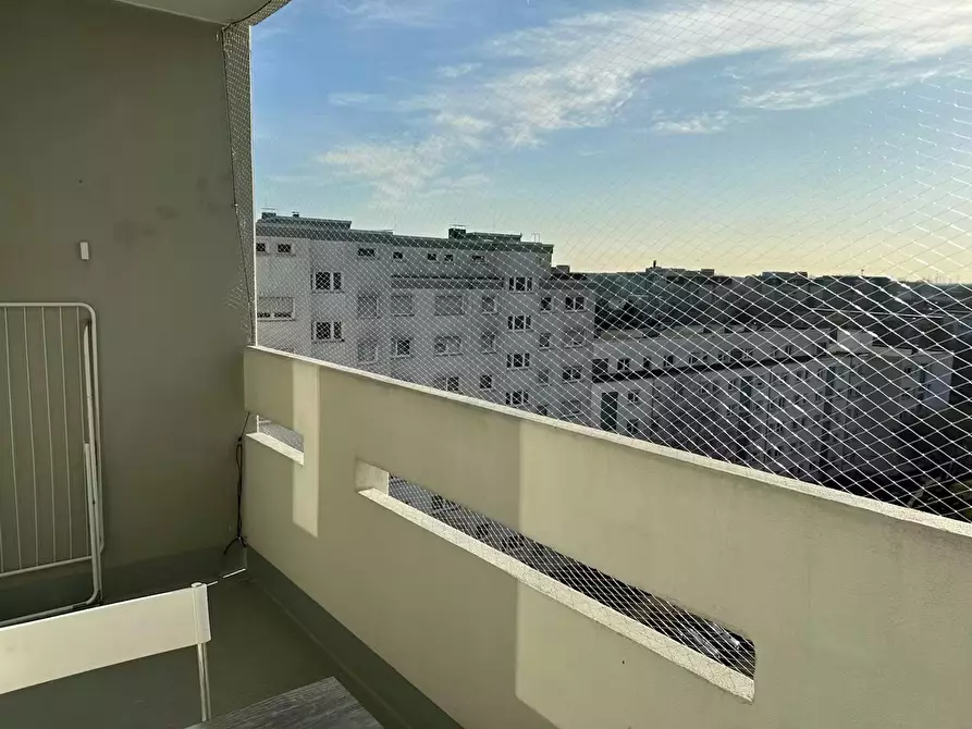 Immagine 4 di Appartamento in affitto  in Birminghamstraße a Frankfurt am Main