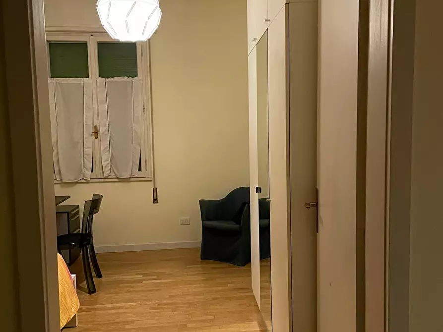 Immagine 6 di Camera in affitto  in Via Savonarola a Padova