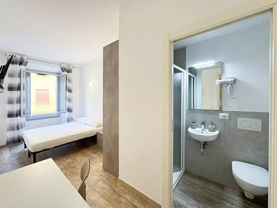 Immagine 8 di Camera in affitto  in Via del Ponte all'Asse a Firenze