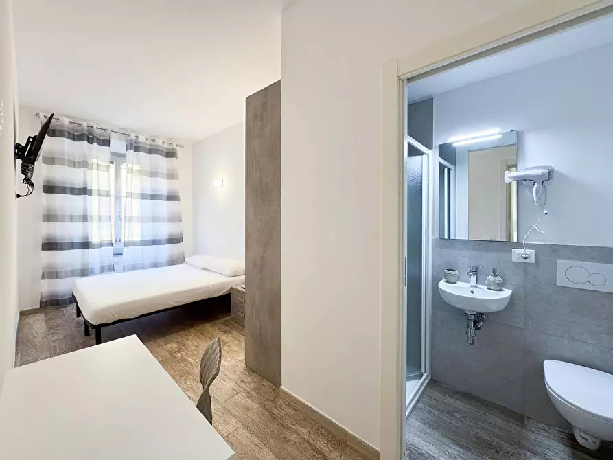 Immagine 1 di Camera in affitto  in Via del Ponte all'Asse a Firenze