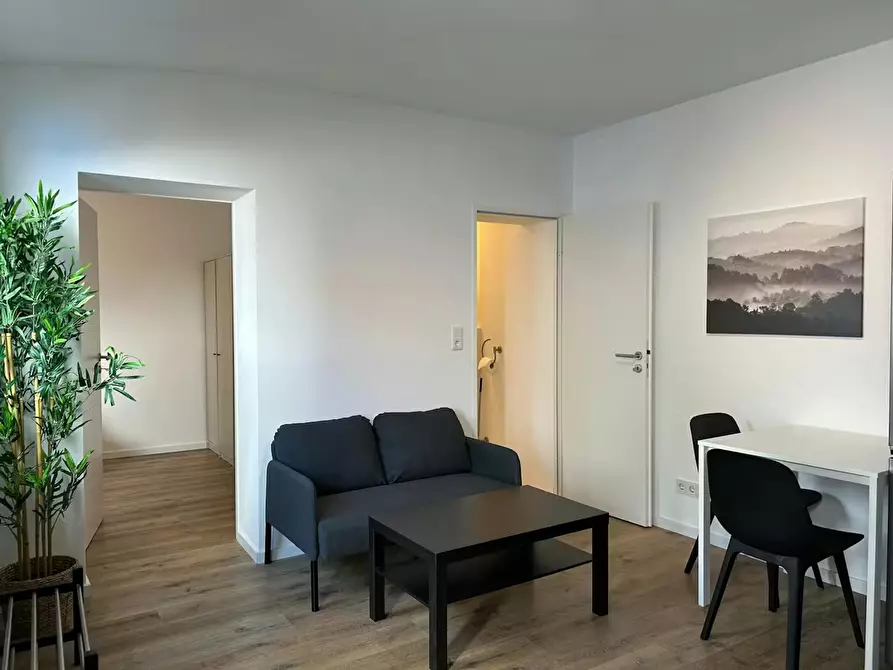 Immagine 1 di Appartamento in affitto  in Weinbergstraße a Offenbach