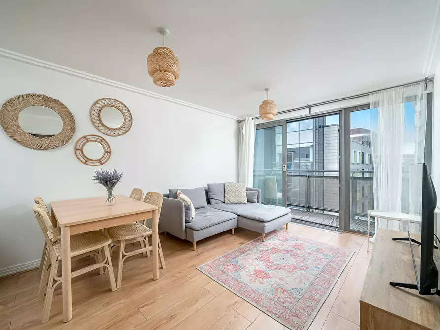 Immagine 1 di Appartamento in affitto  in Victoria Road a Ealing
