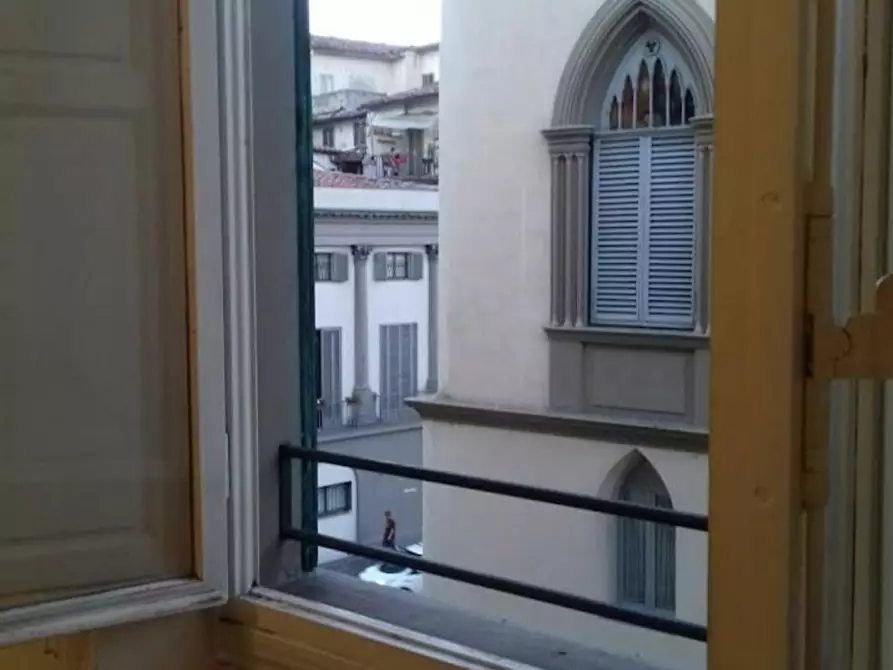 Immagine 2 di Camera in affitto  in Via di Santa Lucia a Firenze