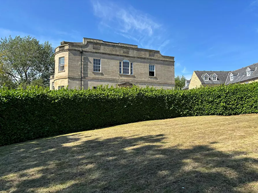 Immagine 9 di Casa indipendente in affitto  in Hanover Square a 