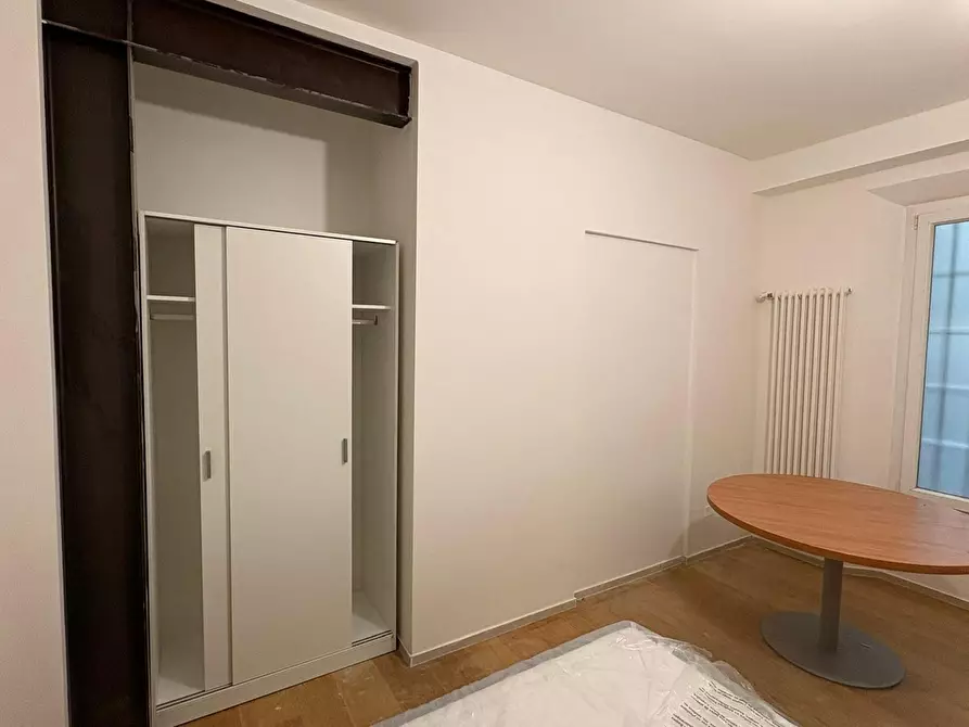 Immagine 6 di Appartamento in affitto  in Via Ugo Bassi a Bologna