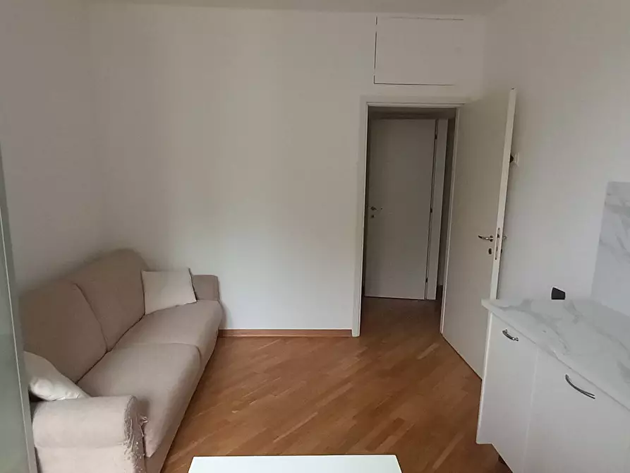 Immagine 5 di Appartamento in affitto  in Via Padova a Milano