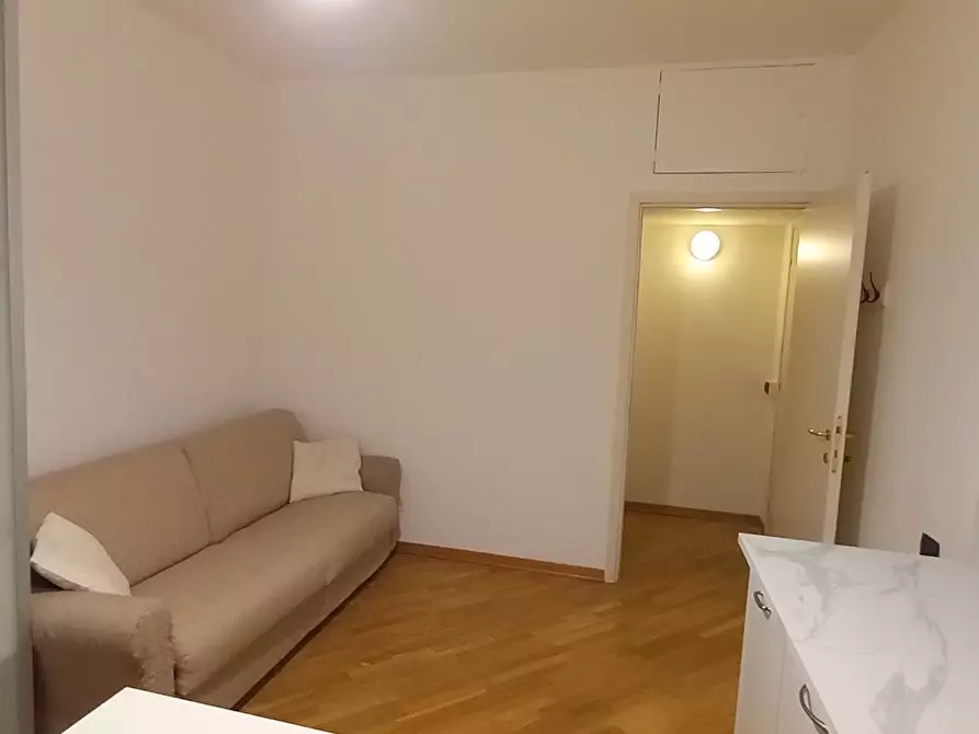 Immagine 6 di Appartamento in affitto  in Via Padova a Milano