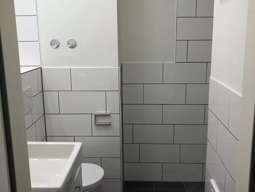 Immagine 6 di Appartamento in affitto  in Constanze-Hallgarten-Straße a München