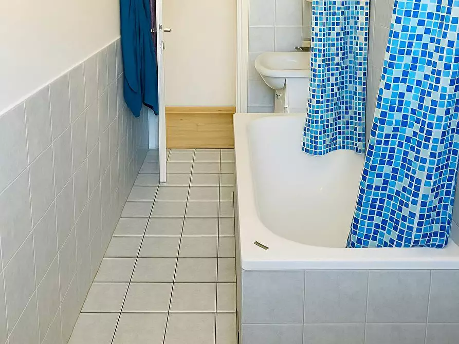 Immagine 4 di Camera in affitto  in Via Ugo Betti a Milano