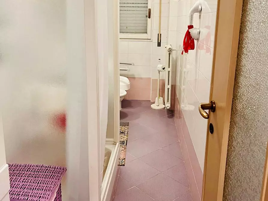 Immagine 5 di Camera in affitto  in Via Ugo Ojetti a Milano