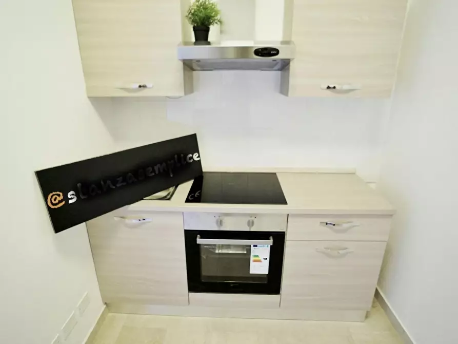 Immagine 4 di Camera in affitto  in Via Ugo Ojetti a Milano