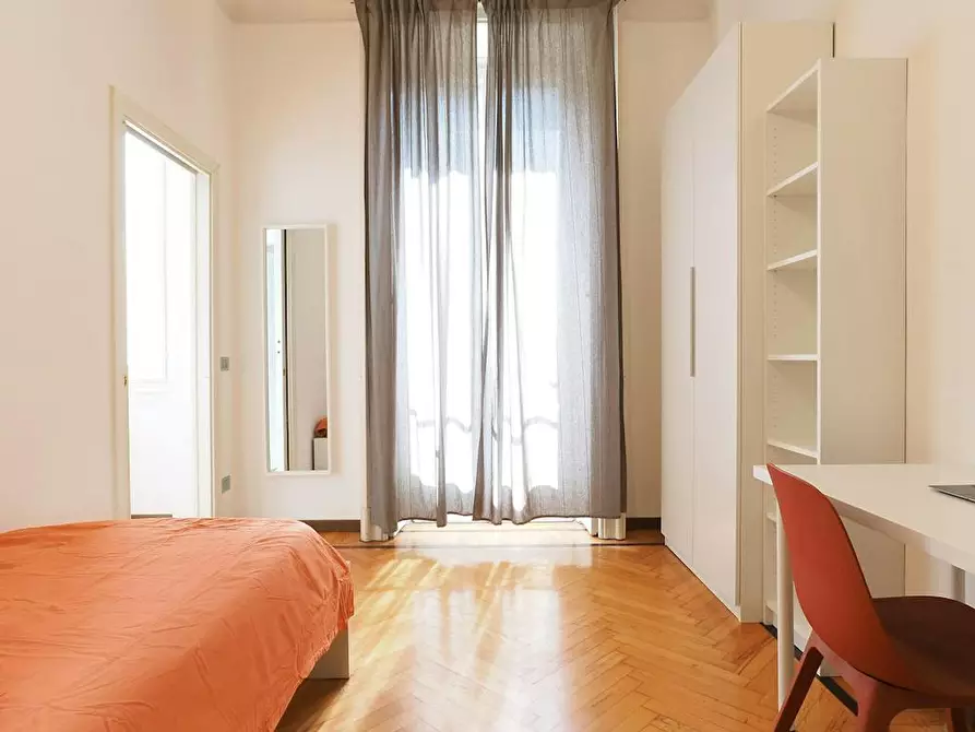 Immagine 5 di Camera in affitto  in Via Giulio e Corrado Venini a Milano
