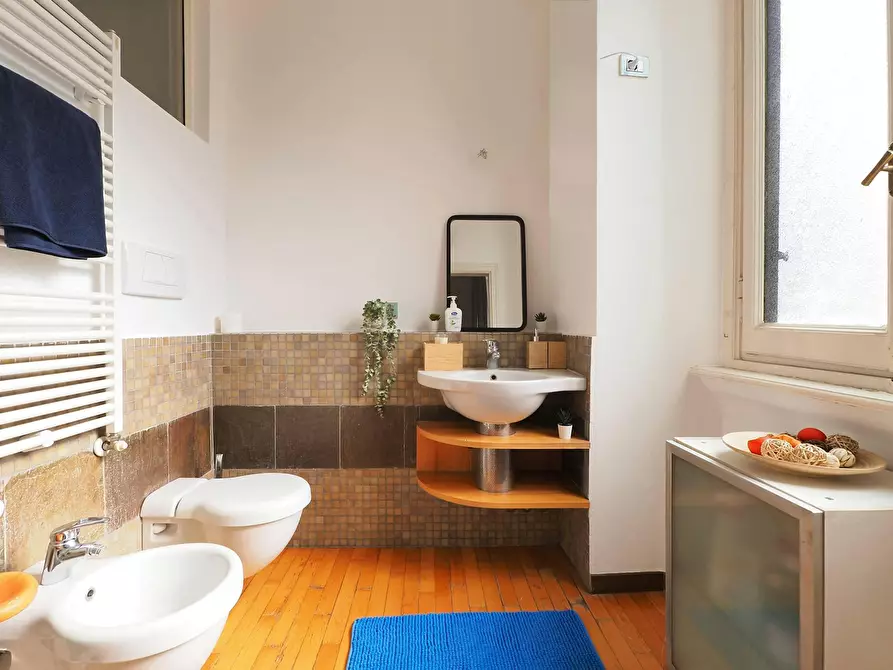 Immagine 10 di Camera in affitto  in Via Giulio e Corrado Venini a Milano