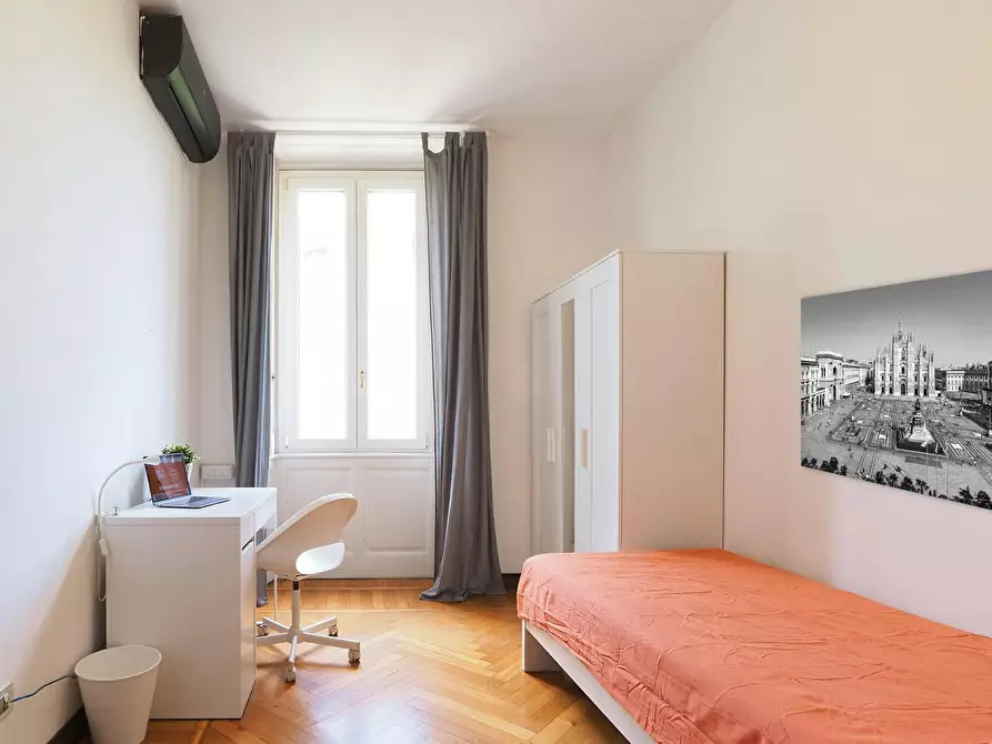 Immagine 7 di Camera in affitto  in Via Giulio e Corrado Venini a Milano