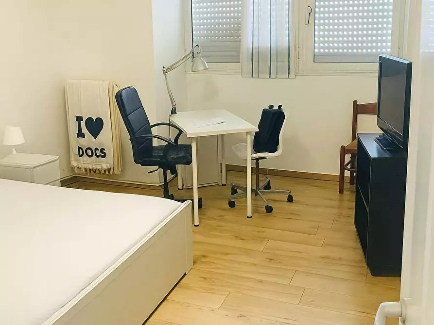 Immagine 2 di Camera in affitto  in Via Ugo Betti a Milano