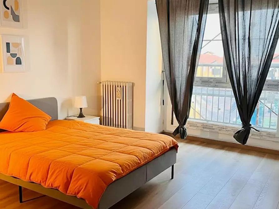 Immagine 1 di Camera in affitto  in Via Ugo Ojetti a Milano