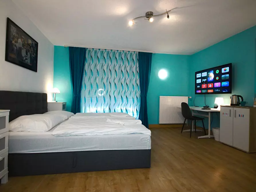 Immagine 1 di Camera in affitto  in Simmerner Straße a Koblenz