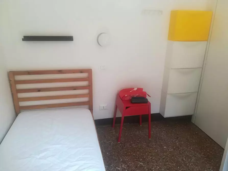 Immagine 9 di Camera in affitto  in Via San Vitale a Bologna