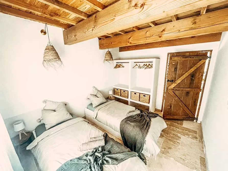 Immagine 9 di Casa indipendente in affitto  in Chemin de Font-Couverte a Saint-Victor-des-Oules