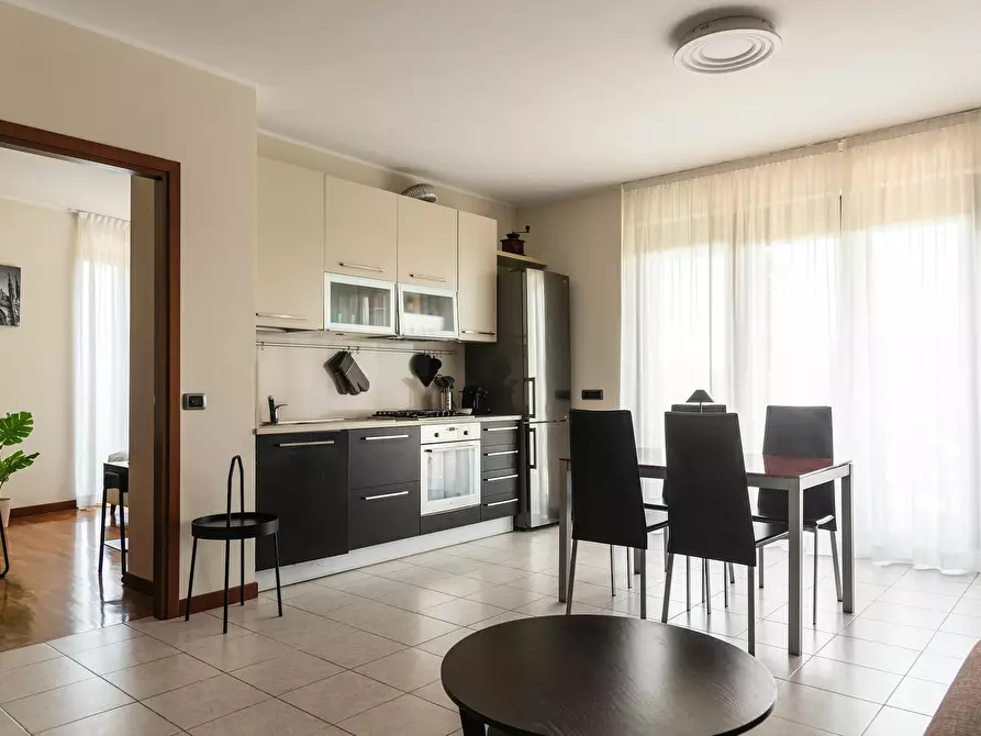 Immagine 1 di Appartamento in affitto  in Via Vico Magistretti a Milano