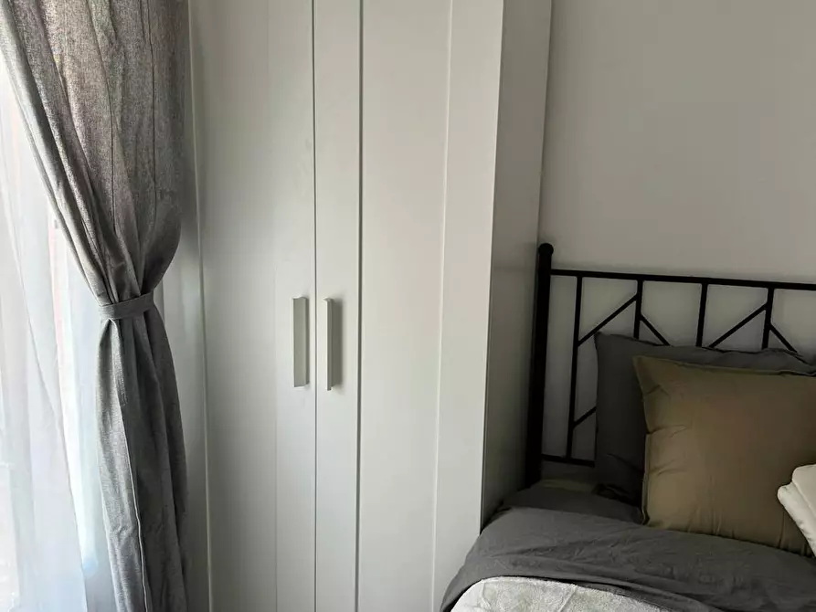 Immagine 6 di Camera in affitto  in Carrer de José Carsí a Burjassot