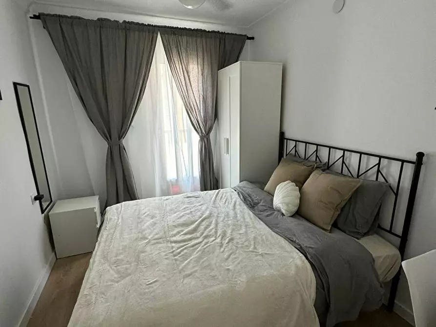 Immagine 1 di Camera in affitto  in Carrer de José Carsí a Burjassot