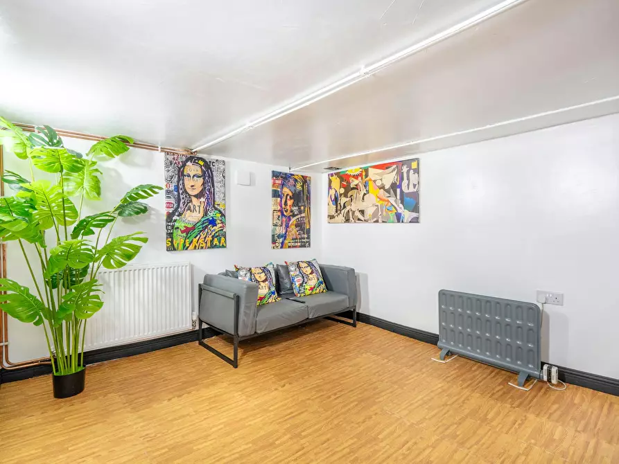 Immagine 2 di Casa indipendente in affitto  in Spooner Road a Norton