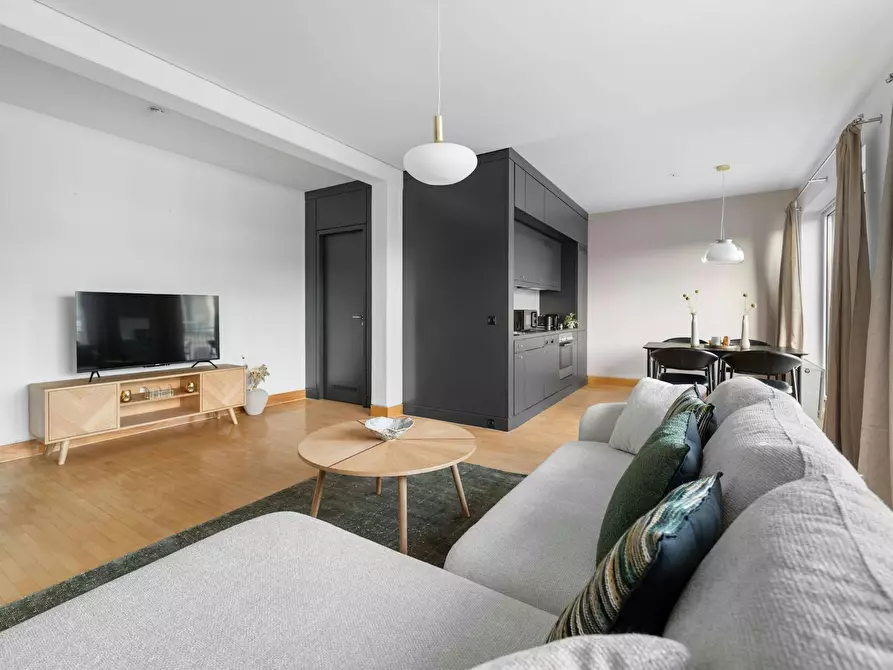 Immagine 4 di Appartamento in affitto  in Markgrafenstraße a Berlin