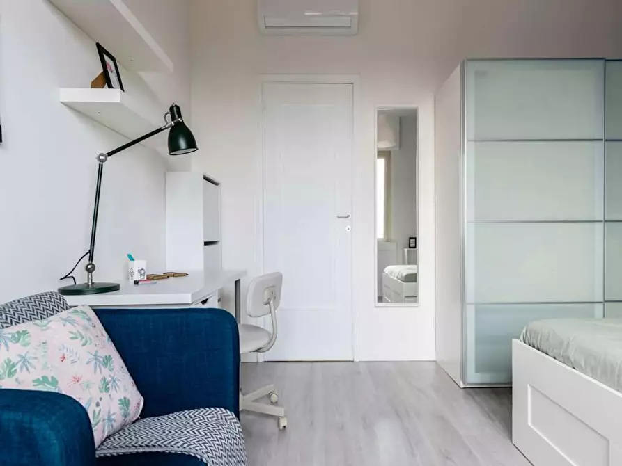 Immagine 8 di Camera in affitto  in Viale Zara a Milano