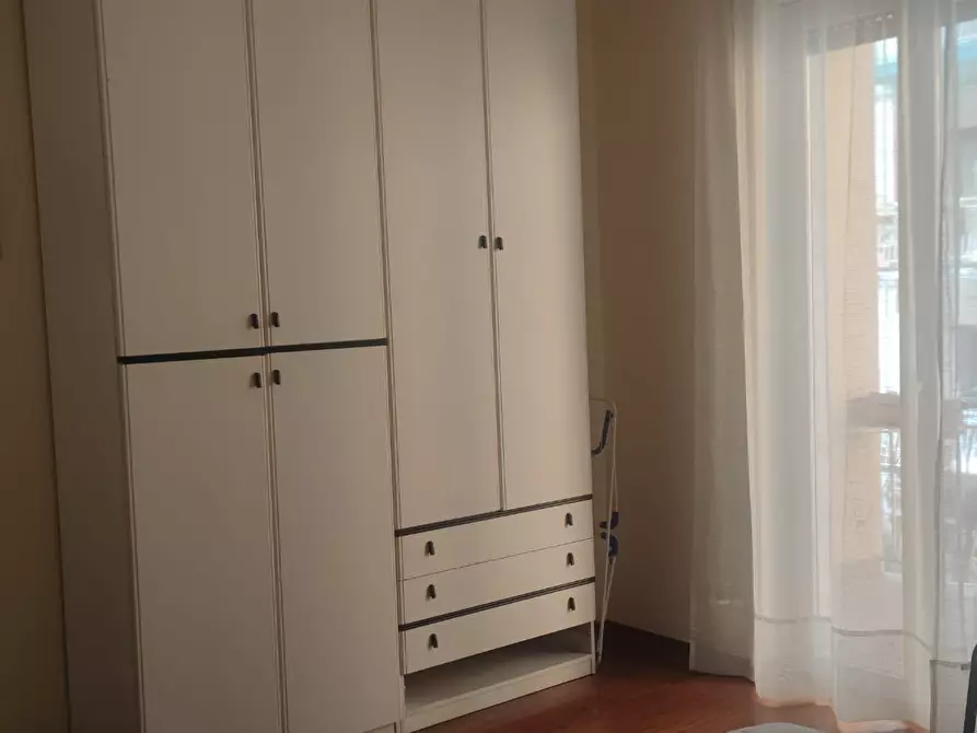 Immagine 4 di Camera in affitto  in Via Bernardo Cavallino a Napoli