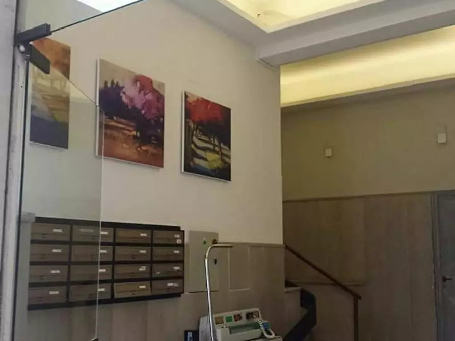 Immagine 7 di Camera in affitto  in Via Bernardo Cavallino a Napoli